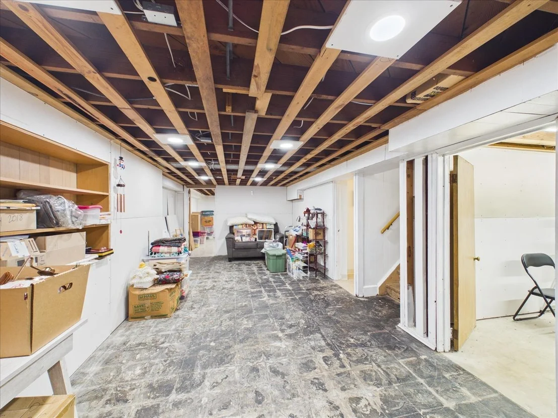 Photo of 220 FAIRVIEW Boulevard