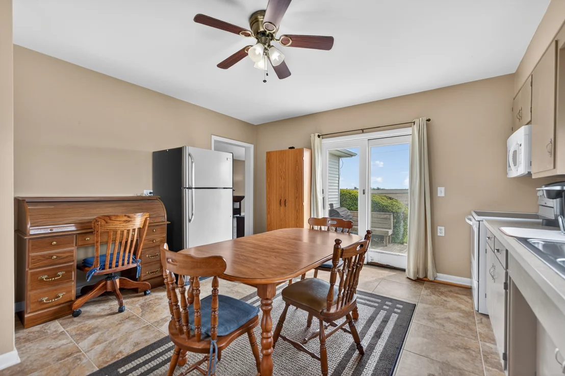 Photo of 21137 Fenstermaker Road