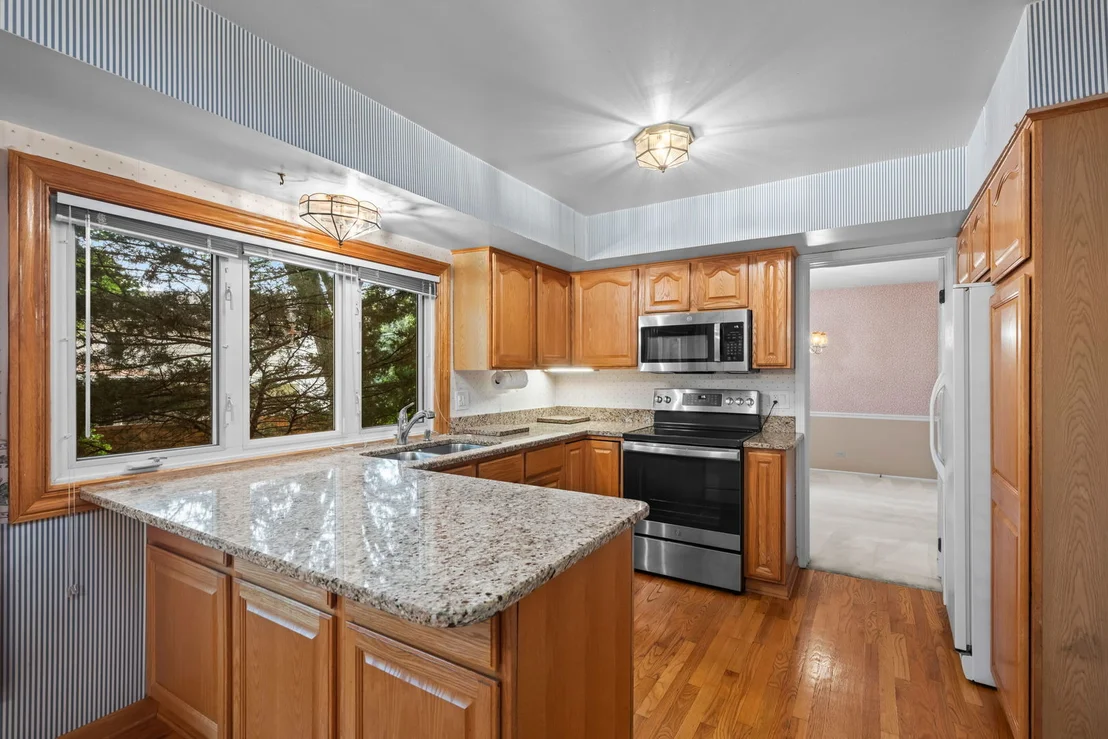 Photo of 321 Ambleside Drive