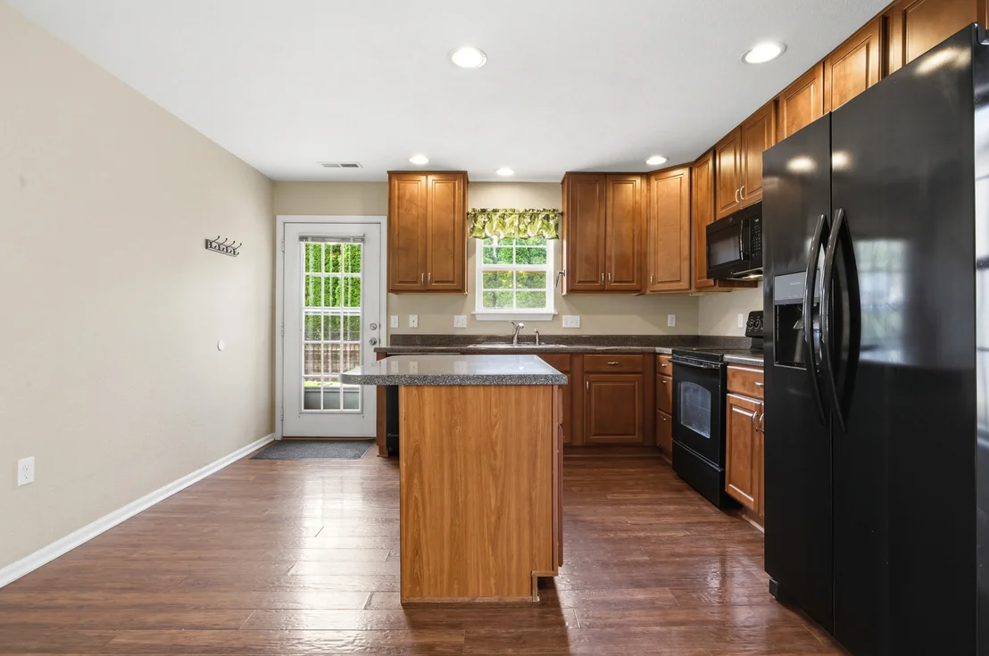 Photo of 409 Lauterbur Lane