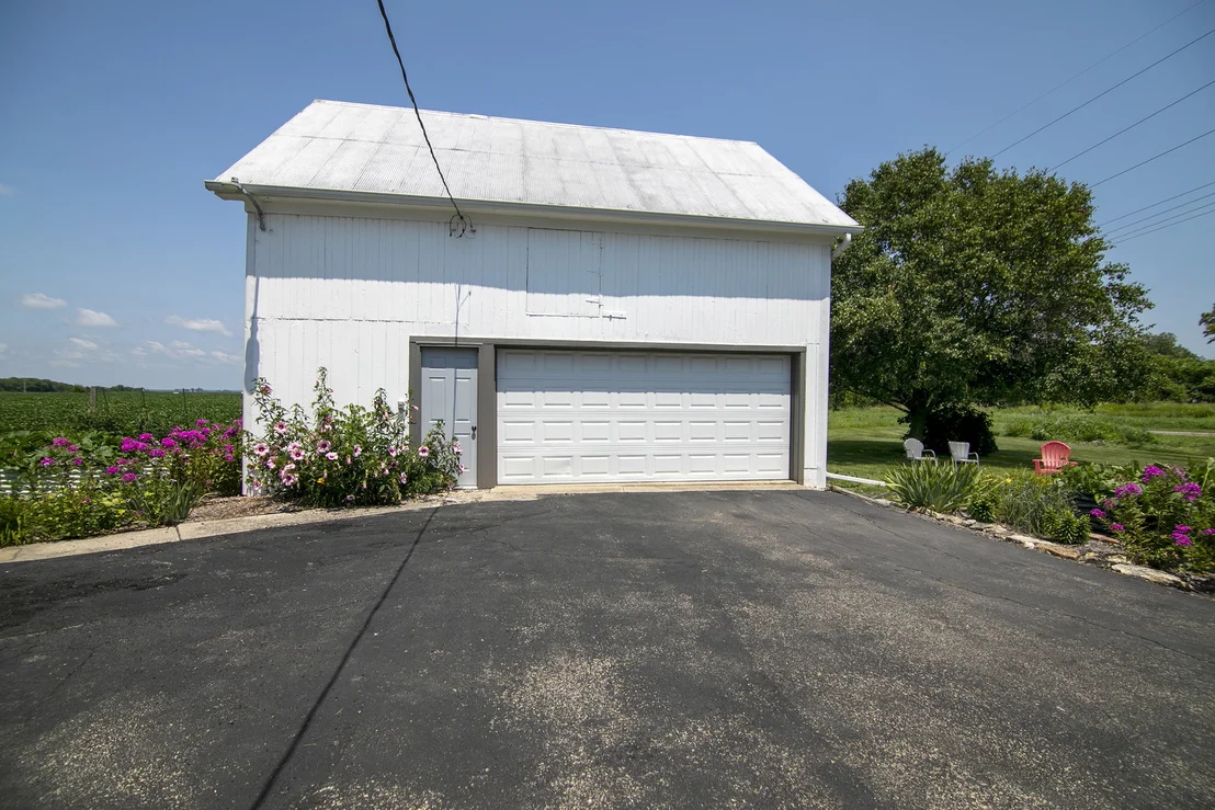 Photo of 125 W 1st Avenue