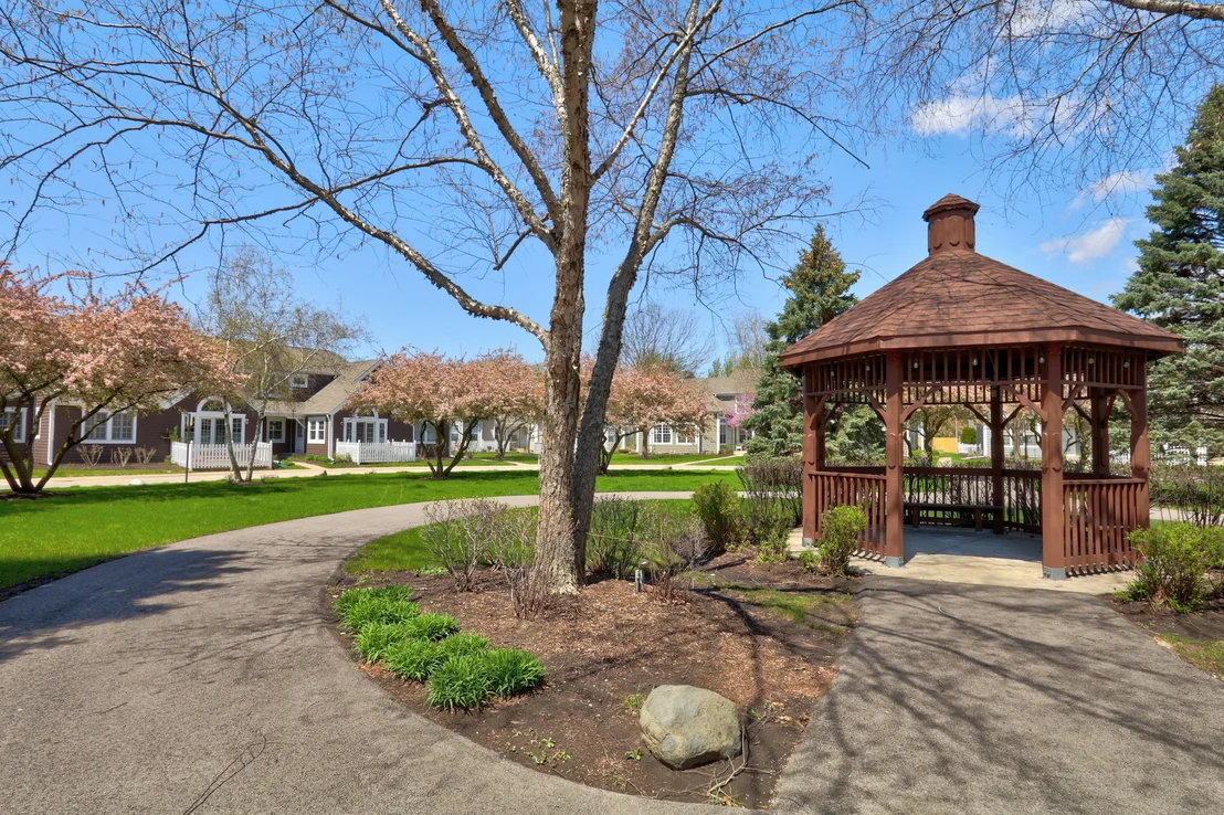 Photo of 983 Mount Vernon Drive