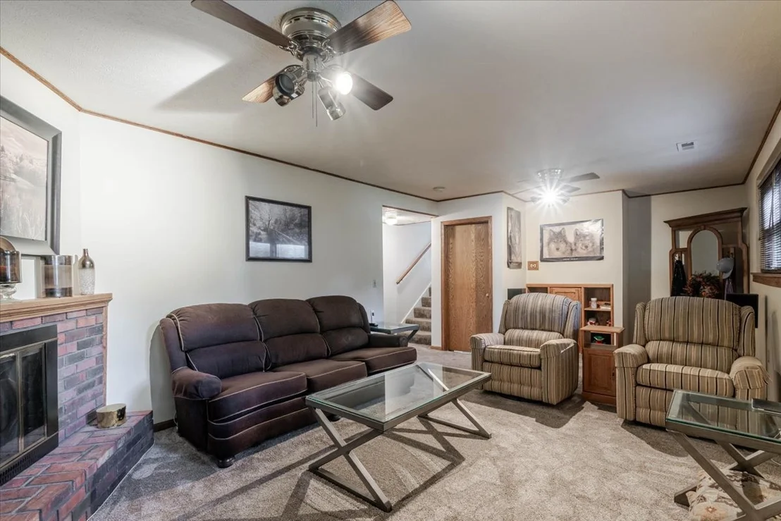 Photo of 122 Camelot Drive