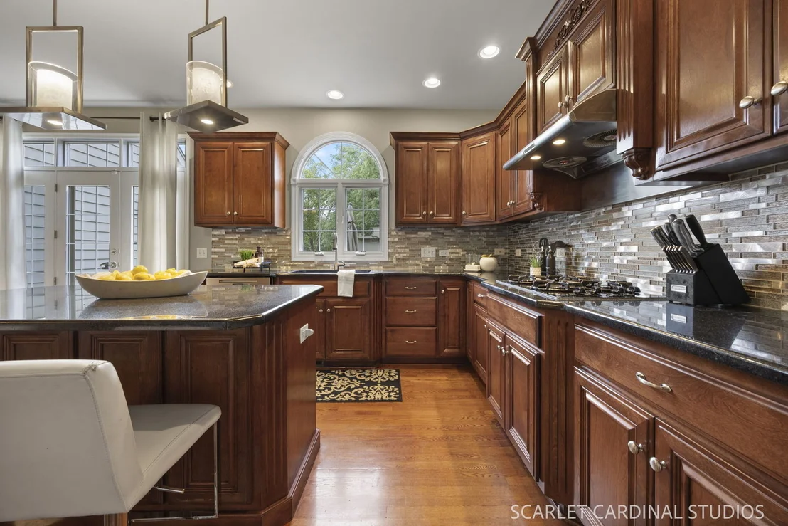 Photo of 3307 Grassmere Road