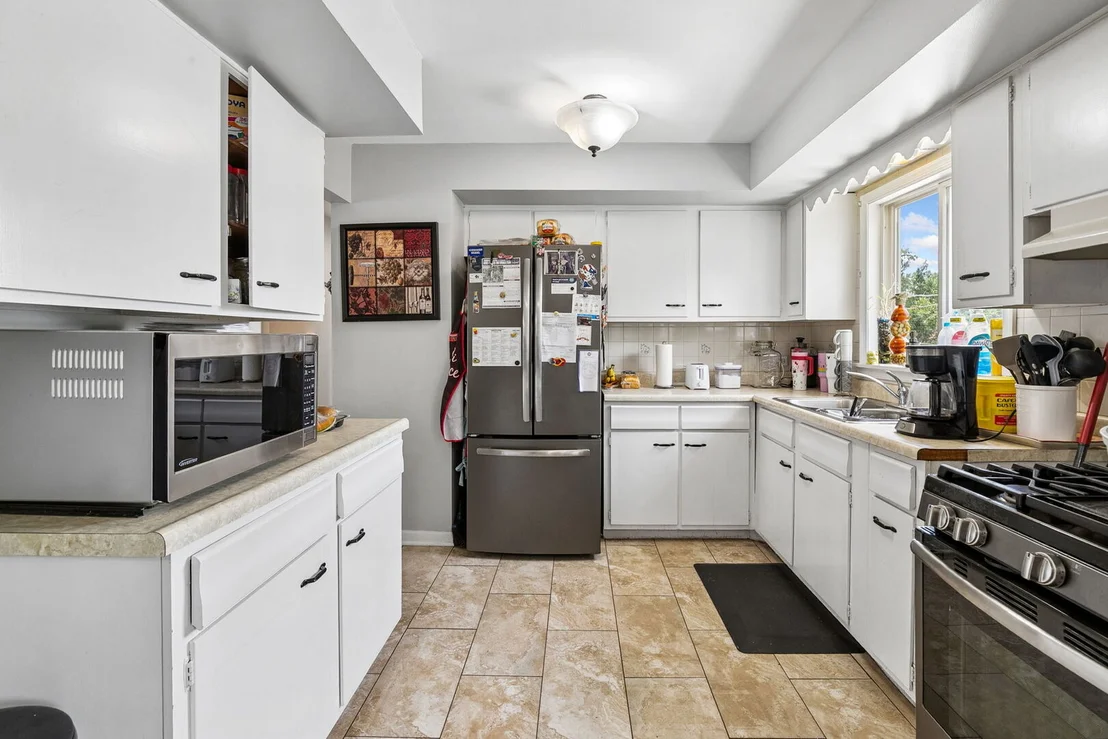 Photo of 356 W Park Avenue