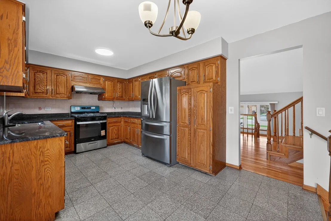 Photo of 1281 Scarlet Drive