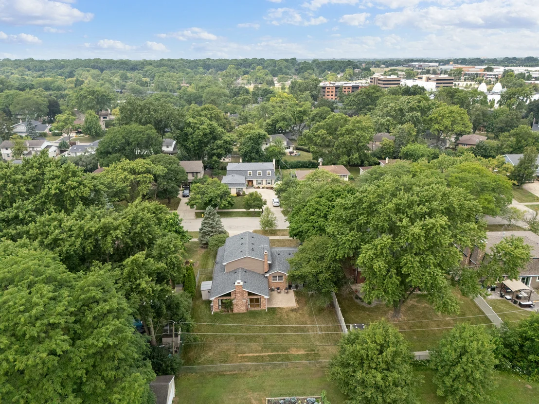Photo of 1621 Longmeadow Drive