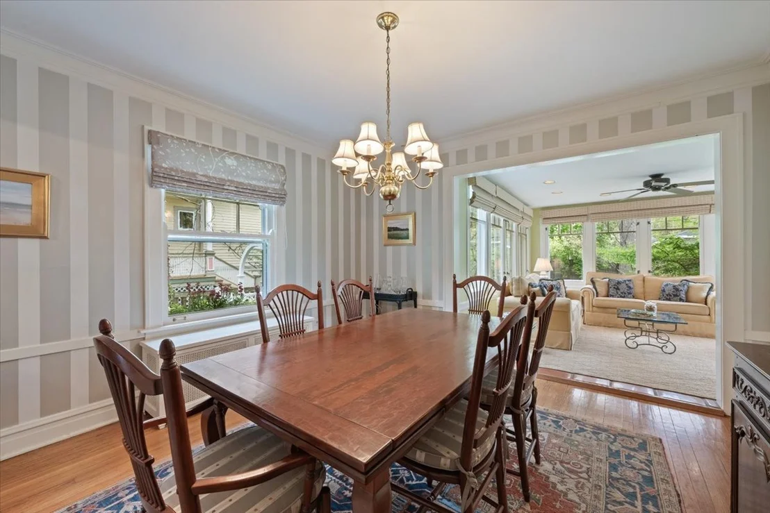 Photo of 2311 Park Place