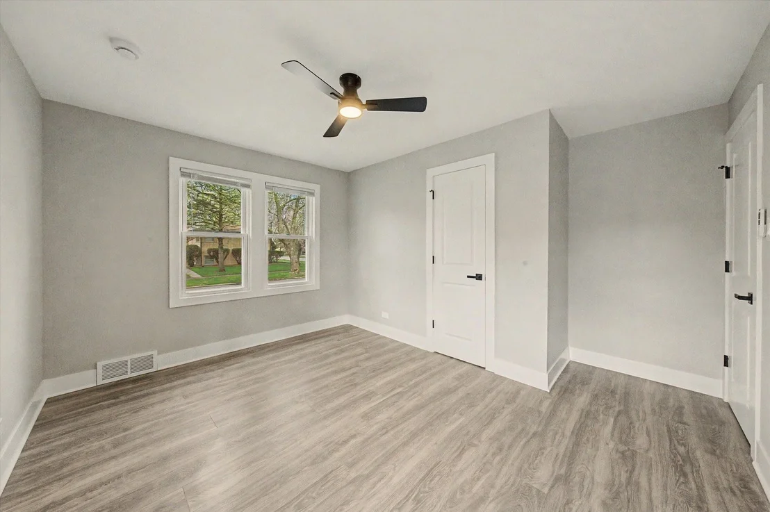 Photo of 14701 Beachview Terrace