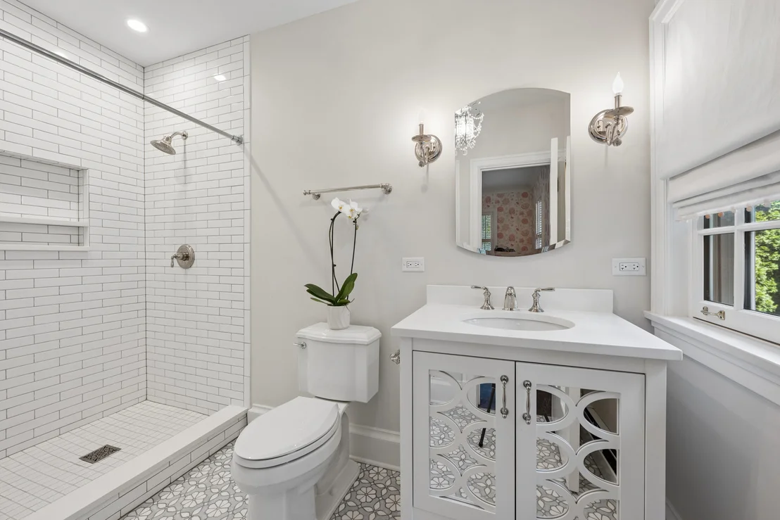 Photo of 1192 Chatfield Road