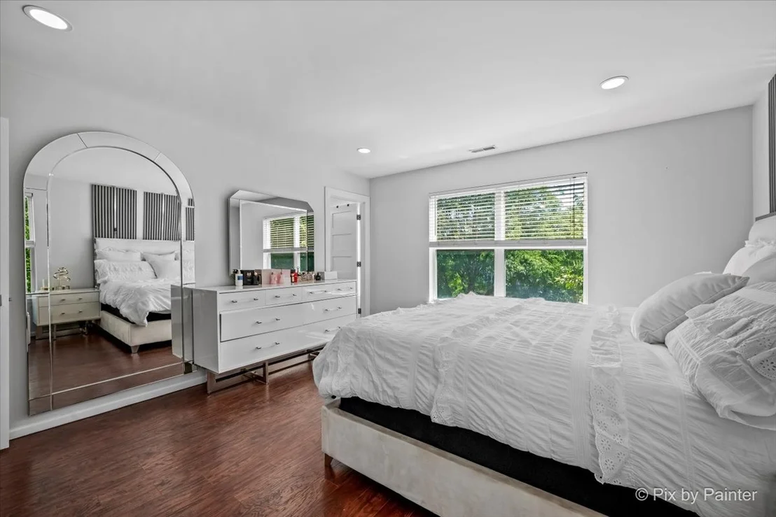 Photo of 512 Littleton Trail