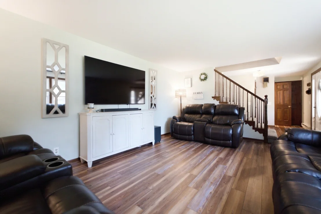 Photo of 1847 W Tower Drive