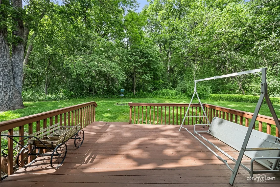 Photo of 17 White Oak Lane