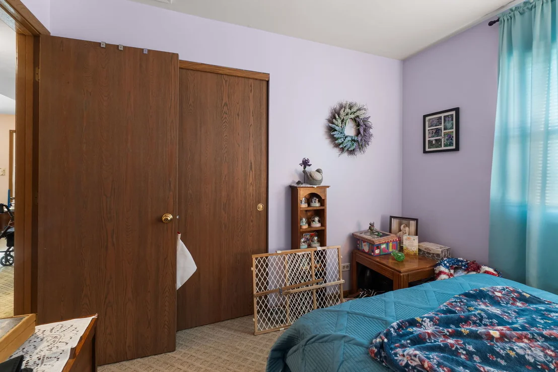 Photo of 715 Thoreau Drive