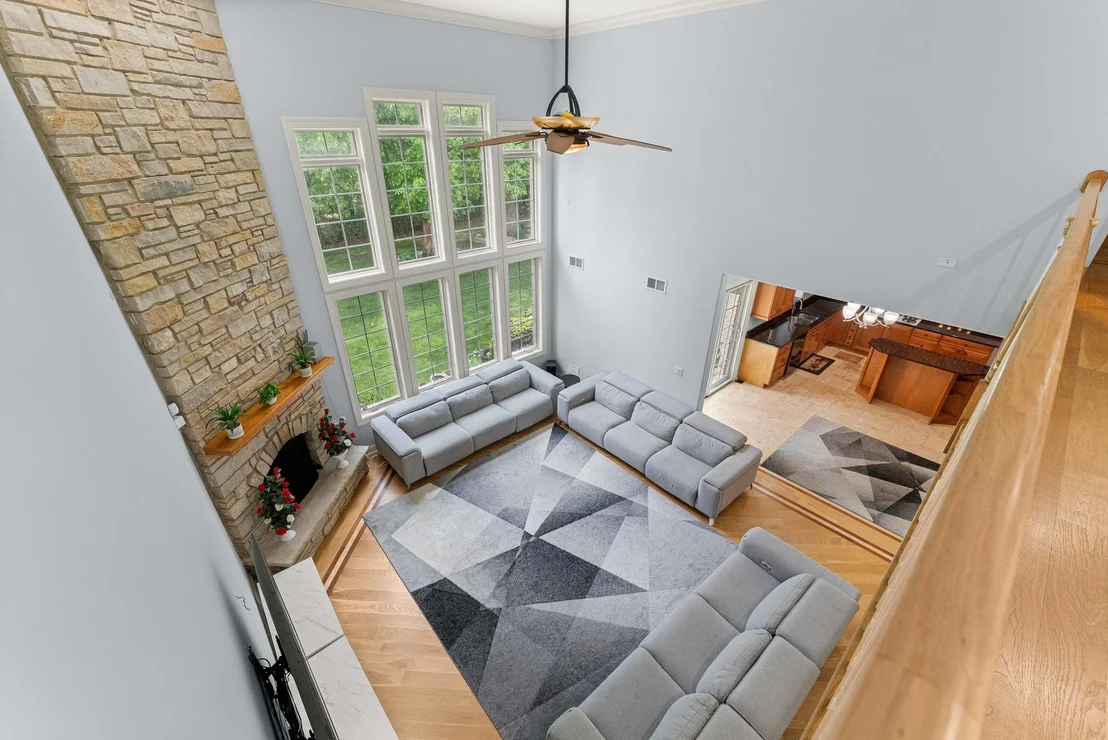 Photo of 281 N Forest Drive