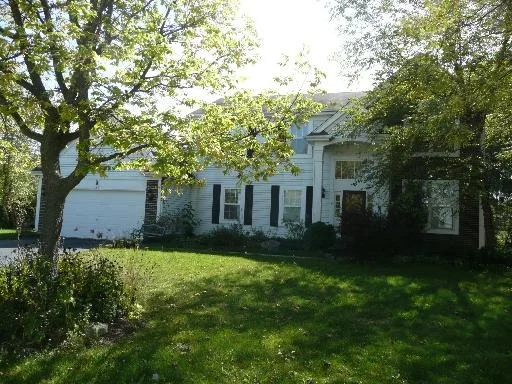 Photo of 691 N AUTUMN Circle