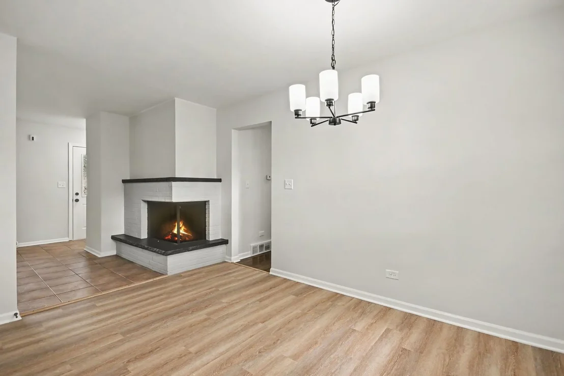 Photo of 209 Maureen Drive
