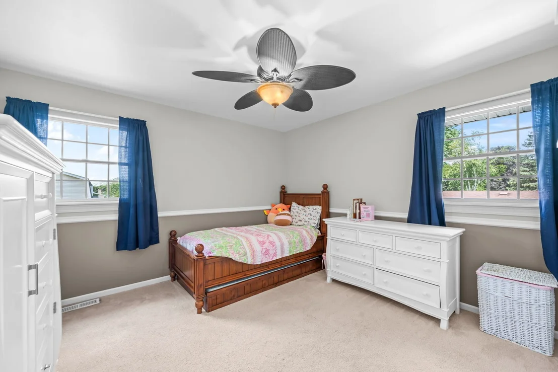 Photo of 530 PINECROFT Drive