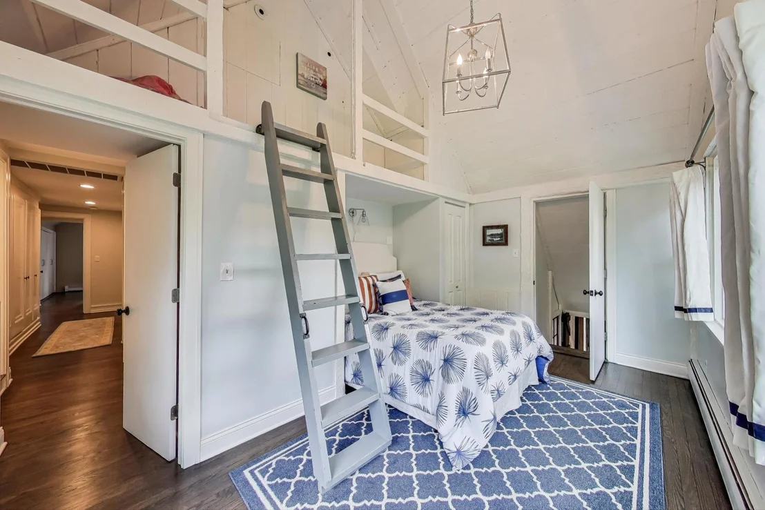 Photo of 1606 Forest Avenue