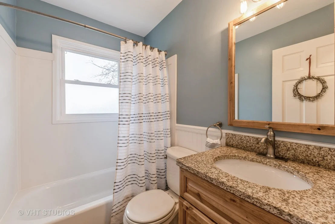 Photo of 627 N Stephen Drive