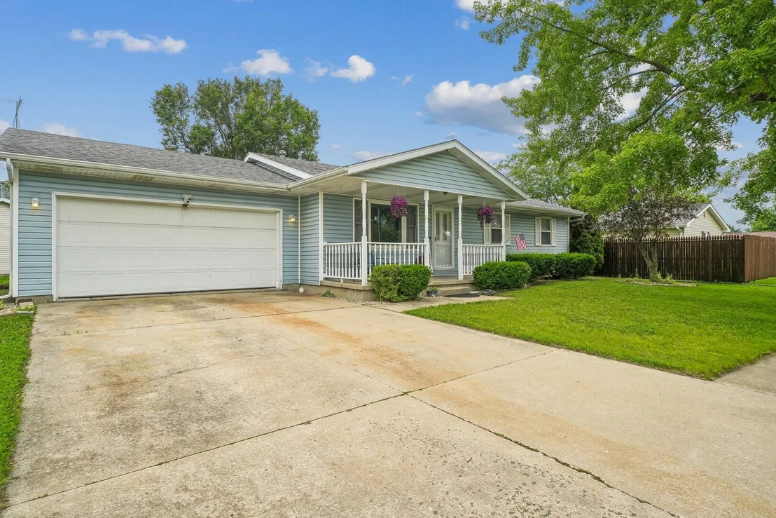 Photo of 1353 Georgetown Drive