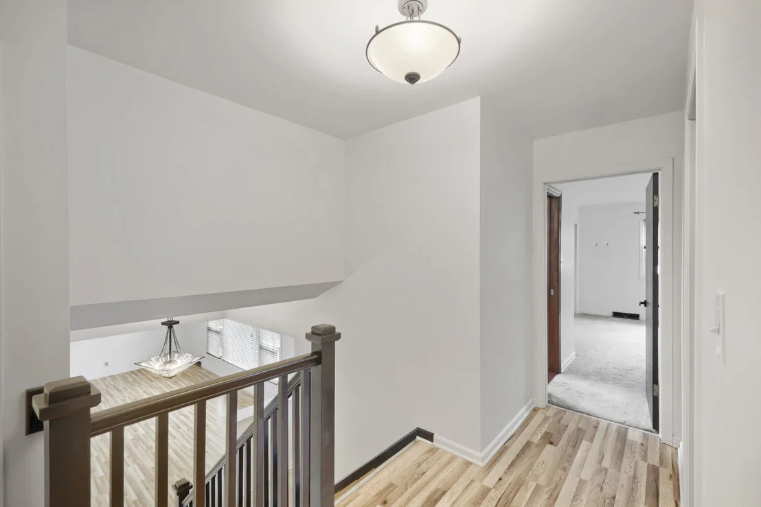 Photo of 816 W Heritage Drive