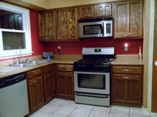 Photo of 602 W Surrey Lane