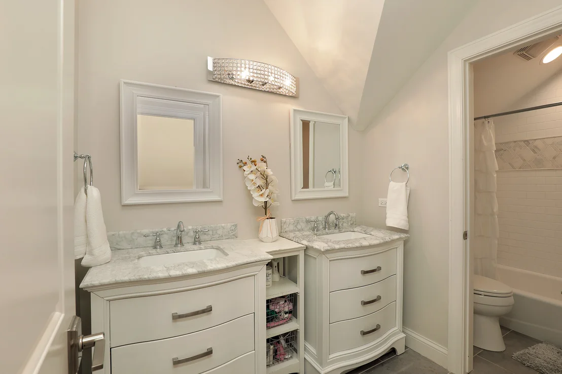 Photo of 1315 Somerset Drive