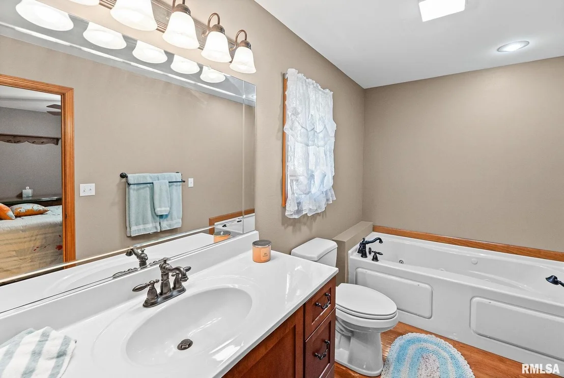 Photo of 520 DEERFIELD Road