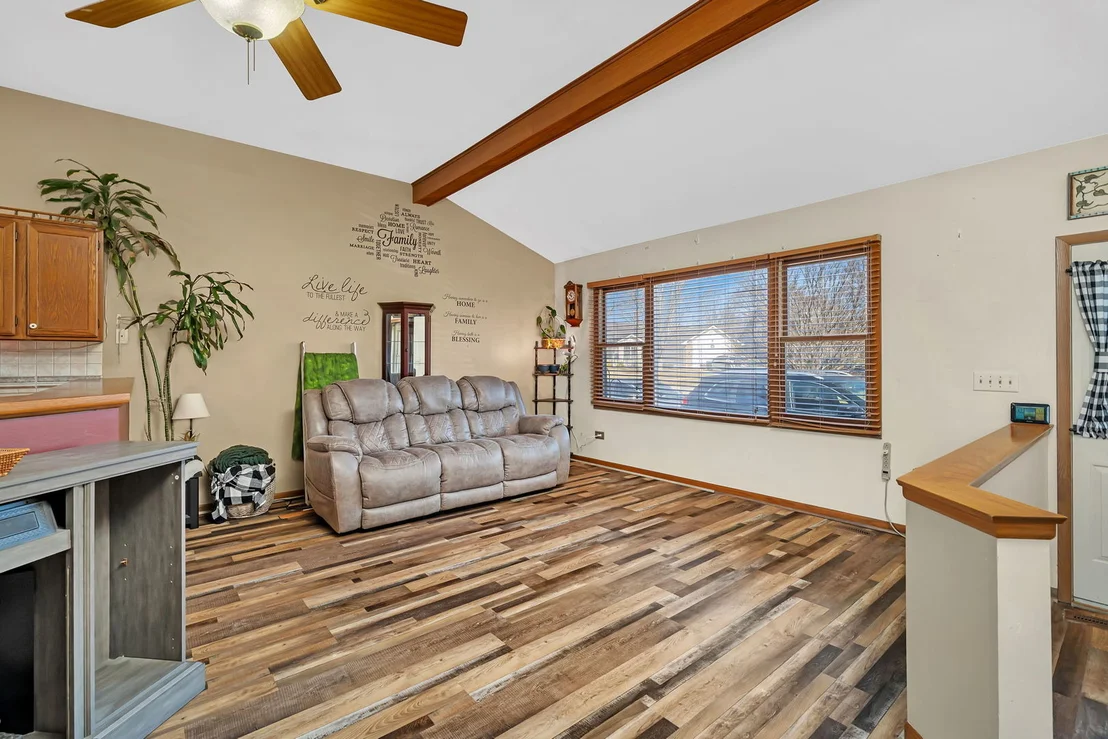 Photo of 801 Phyllis Drive