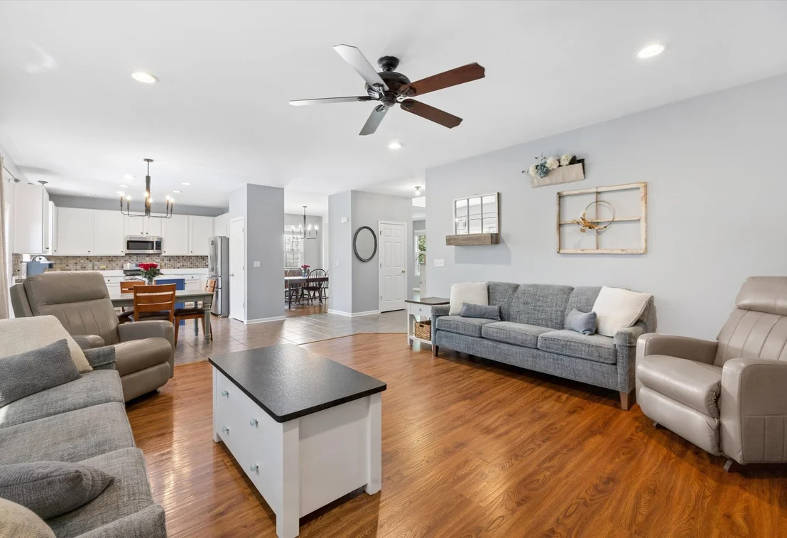 Photo of 1562 Glenside Drive