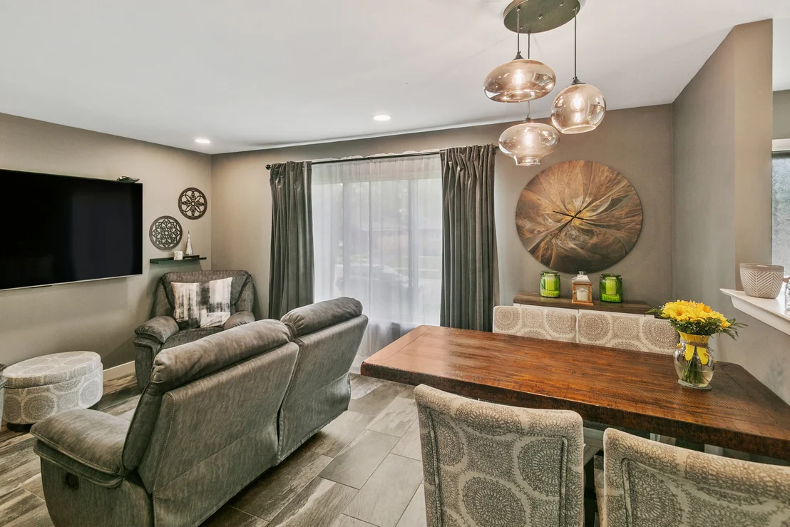 Photo of 383 PARK Avenue