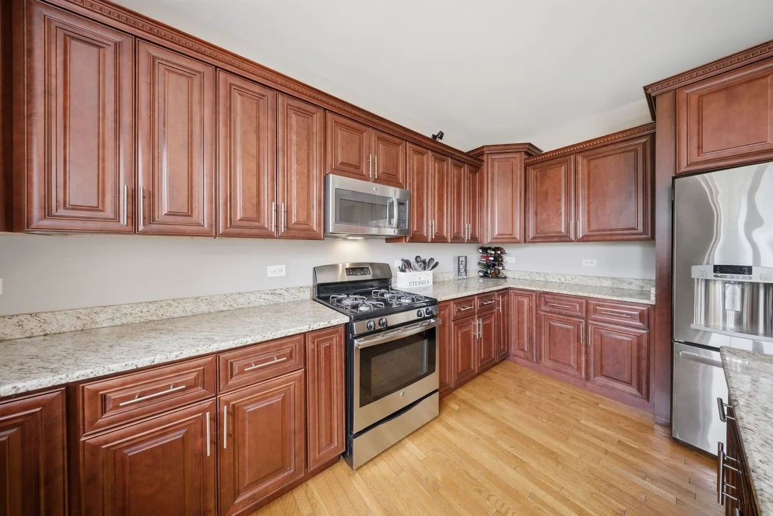 Photo of 2533 Lyman Loop