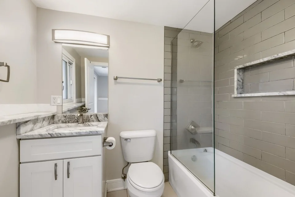 Photo of 2050 Shepard Road