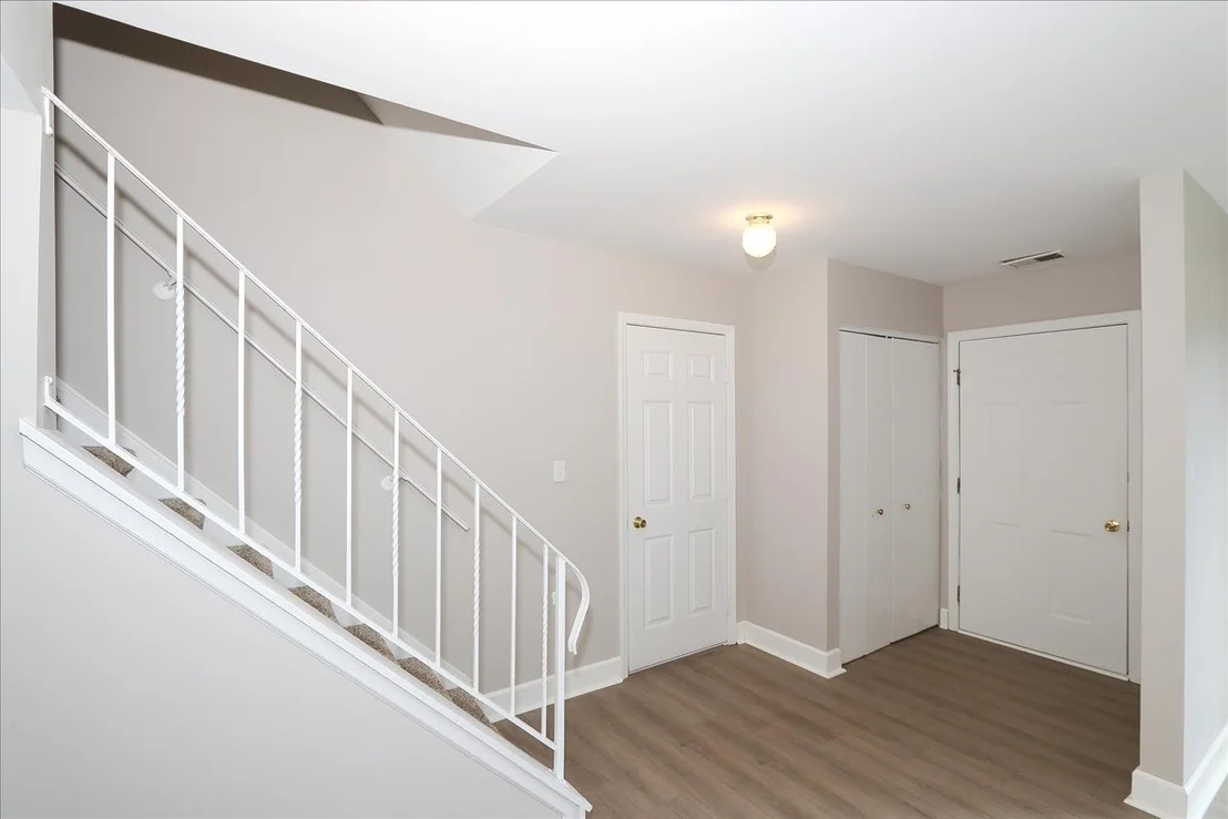 Photo of 4990 Lichfield Drive