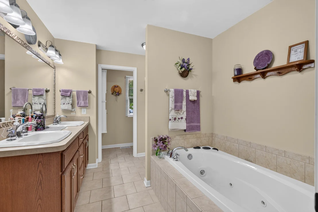 Photo of 701 Forrest Drive