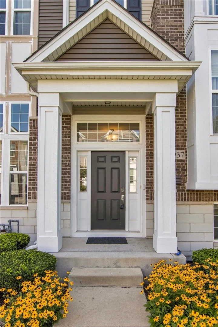 Photo of 2937 Madison Drive
