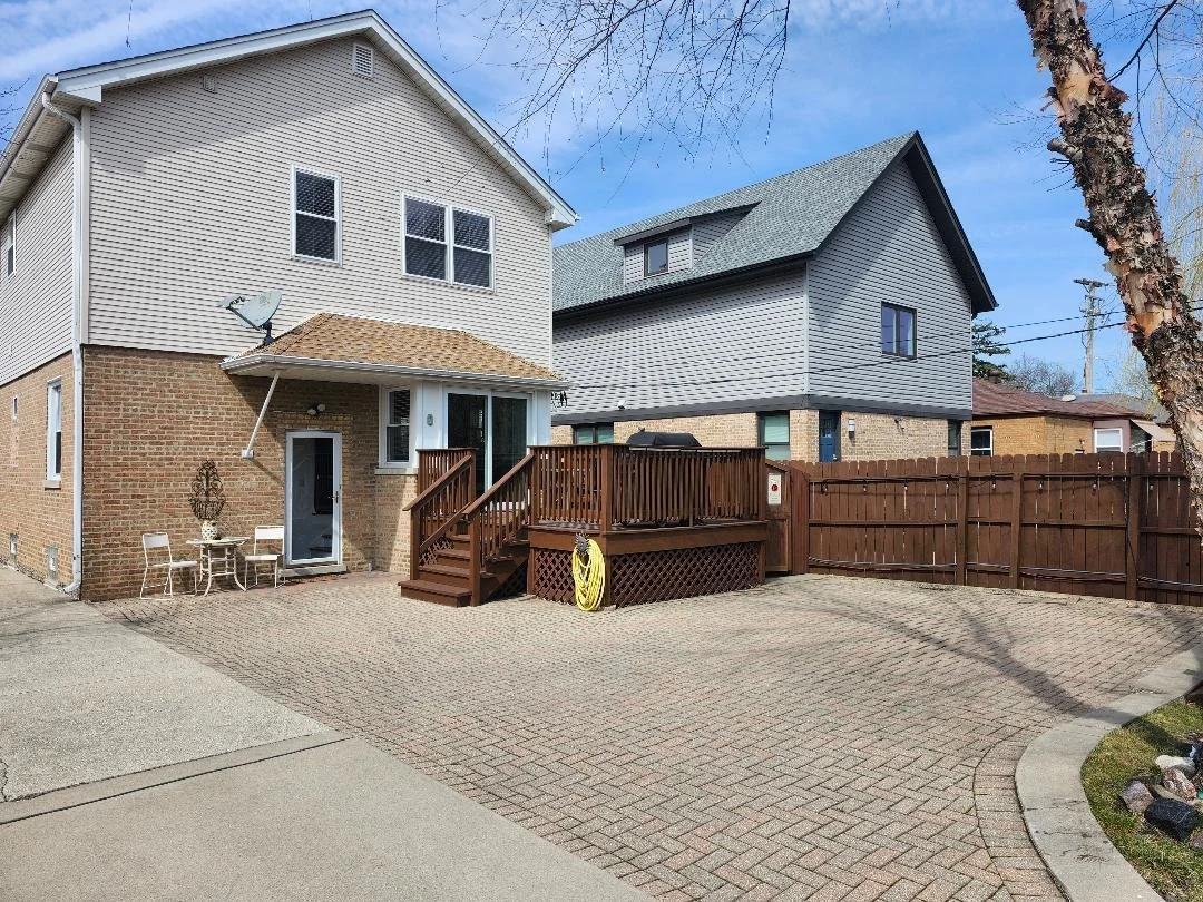 Photo of 5877 N Central Avenue