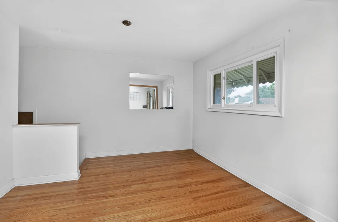 Photo of 2213 Park Avenue