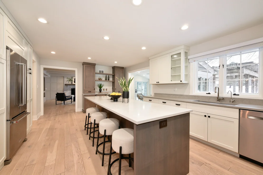 Photo of 688 Thompsons Way
