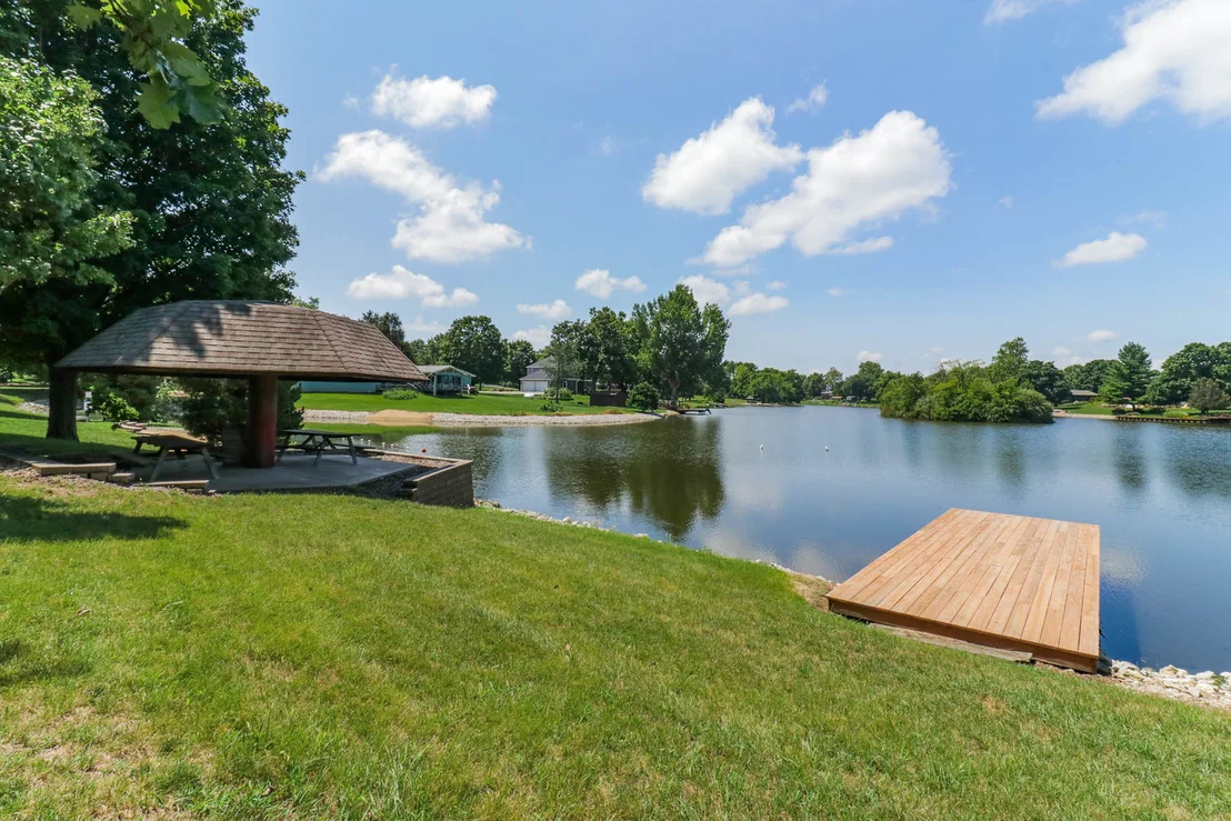 Photo of 8264 Sunset Road