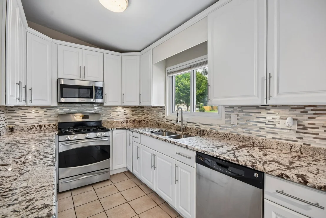 Photo of 385 ANNE Terrace