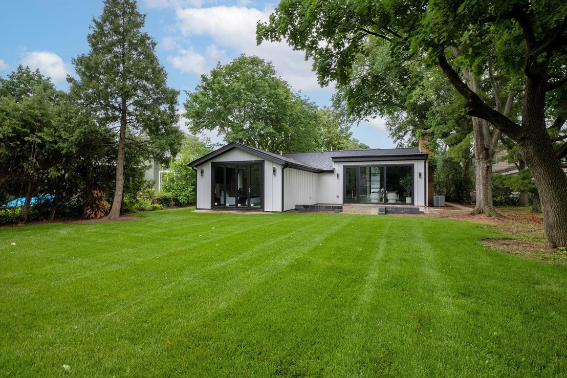 Photo of 2238 Prairie Street