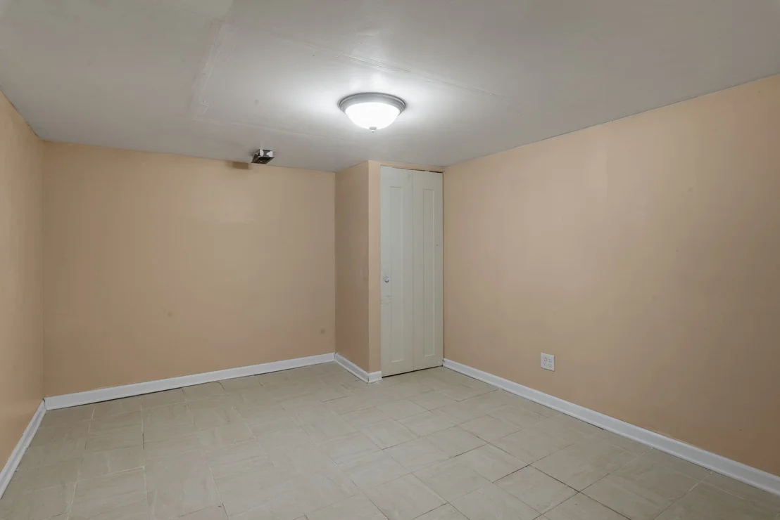 Photo of 939 N Sleight Street