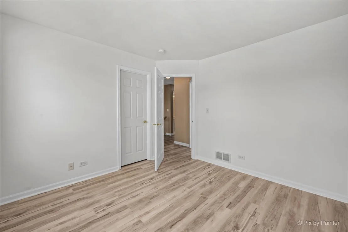 Photo of 2886 Camden Drive