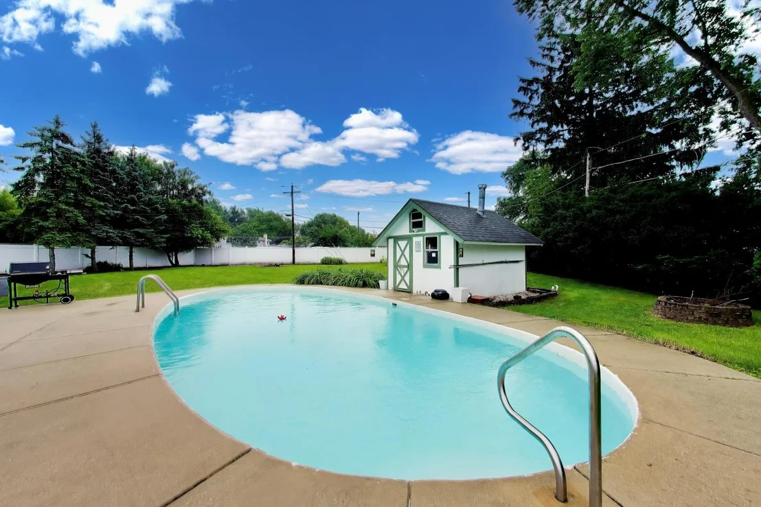 Photo of 801 E Golfview Drive