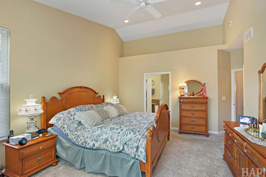 Photo of 5952 Leeds Road