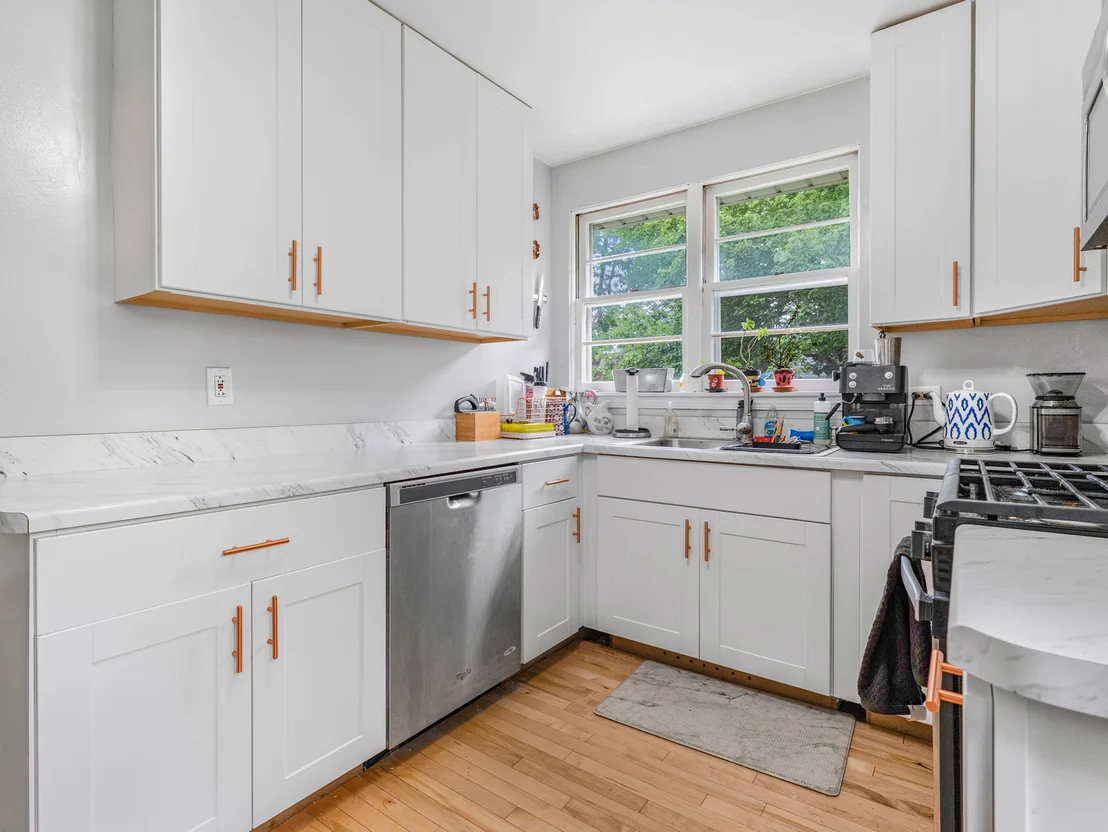 Photo of 528 Maple Lane