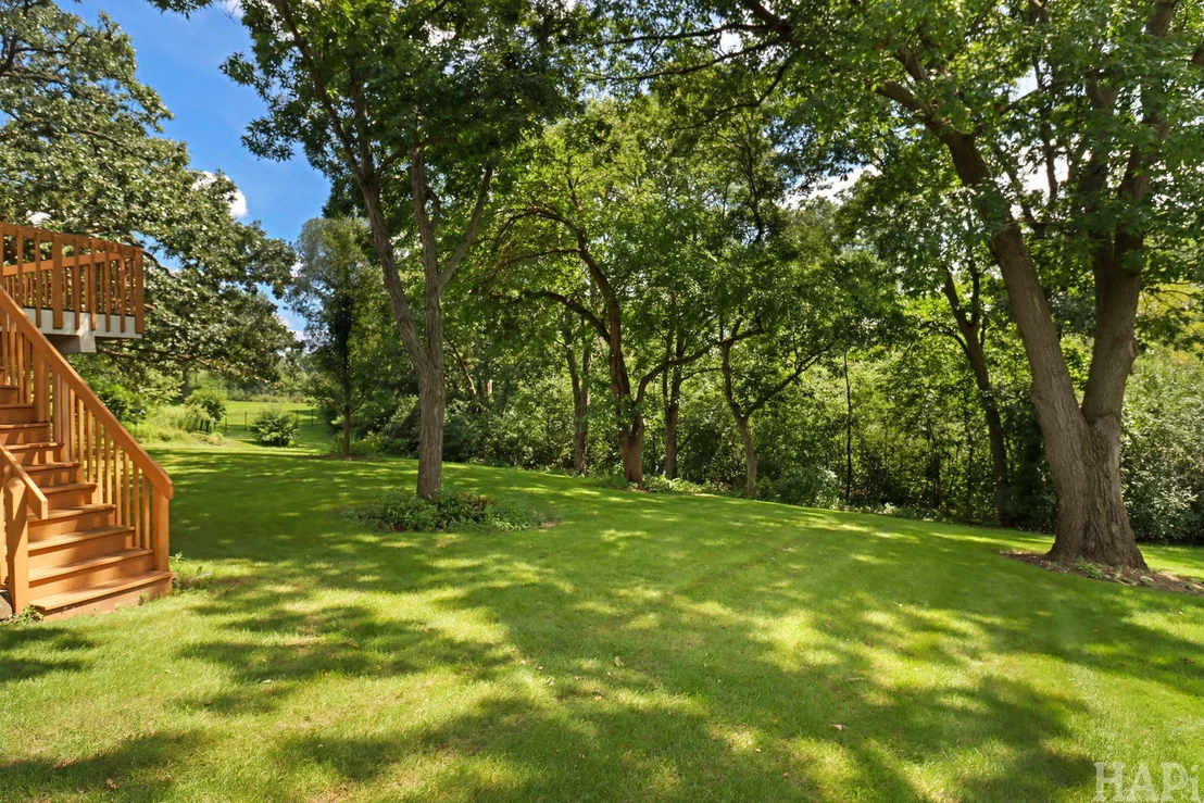 Photo of 2215 N Elmkirk Park