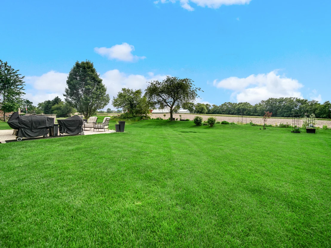 Photo of 23030 Lakeview Estates Boulevard